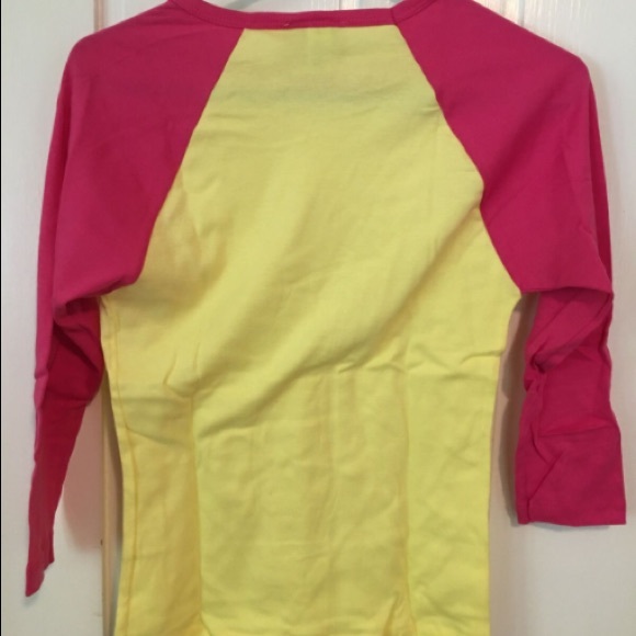 T Shirts Unisex, Size M - Picture 2 of 2